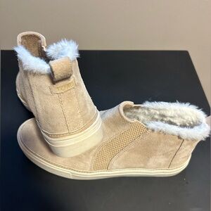 Toms Tan Suede Fur-Lined Sneakers